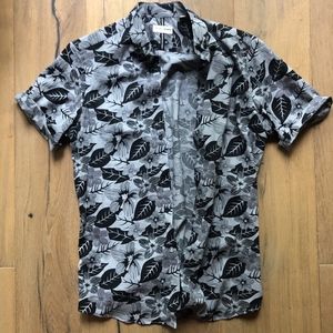 Crosby & Howard Hawaiian Button Down shirt